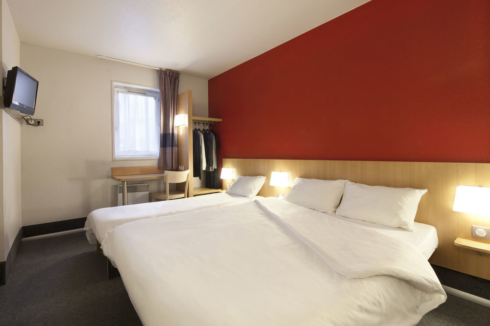B&B Hotel Le Mans Nord 1 Saint-Saturnin  Exterior photo